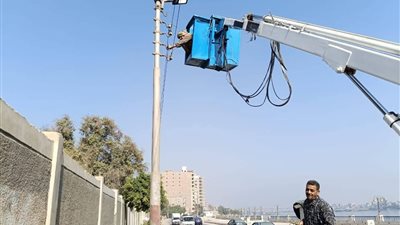 بسبب الصيانة.. فصل التيار الكهربائي عن قرية بالكامل في قنا لمدة ساعتين