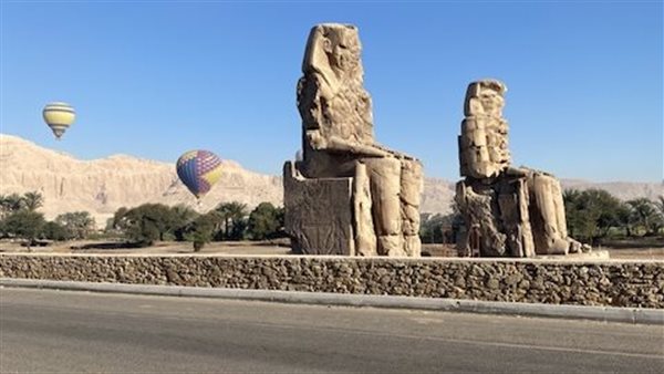 تمثالا ممنون بالأقصر