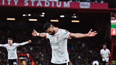 محمد صلاح ينافس على جائزة لاعب فبراير بالدوري الإنجليزي