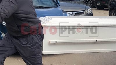 انهيار أسرة عازفة البيانو مشيرة عيسى لحظة تشييع جثمانها إلى مثواها الأخير