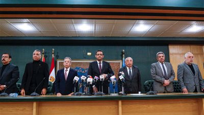 خطاب من 10 نقابات مهنية مصرية للسفارة الأمريكية لرفض تصريحات ترامب حول تهجير الفلسطينيين