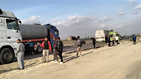 إصابة 18 شخصا في