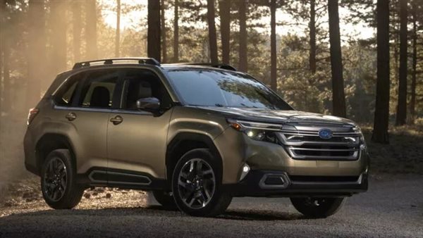 سوبارو فورستر 2025