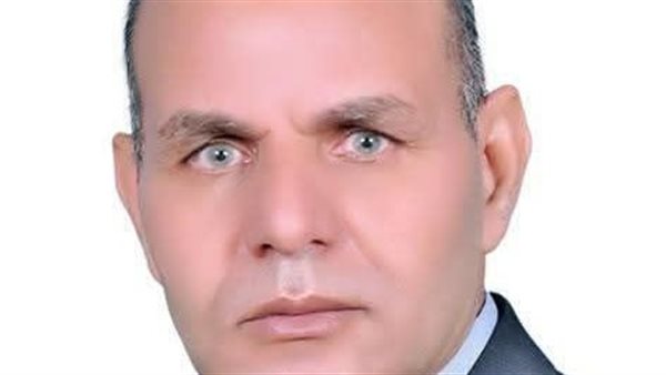 الدكتور الراحل عوض