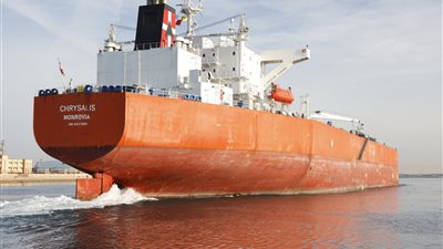 رسالة طمأنة.. قناة السويس تشهد عبور ناقلة البترول CHRYSALIS في رحلتها الأولى منذ يوليو الماضي 