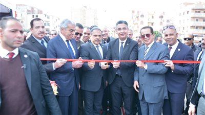 لتوفير السلع بأسعار مناسبة.. وزير التموين يفتتح السوق الحضاري بالعاشر من رمضان 