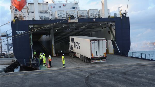 الأعمال بالخط الملاحي