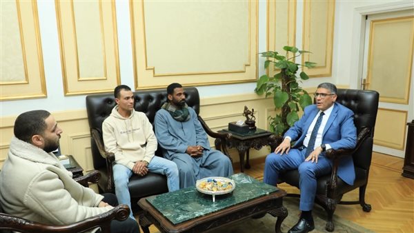 محافظ الجيزة يستقبل