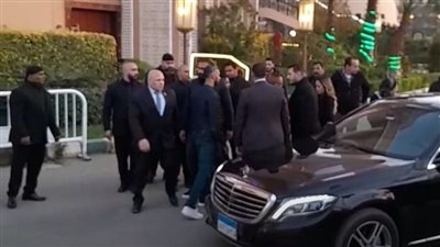 مصطفى شعبان يستقبل عزاء شقيقه بمسجد الشرطة في الشيخ زايد| بث مباشر