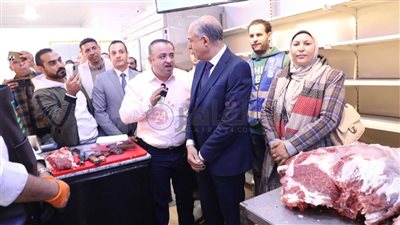 قبل شهر رمضان.. افتتاح منفذ لبيع اللحوم والدواجن بأسعار مخفضة بحضور محافظ المنيا| فيديو