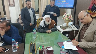 توفير أكثر من 10 فرص عمل.. محافظ القليوبية يعقد اللقاء الأسبوعي للمواطنين 