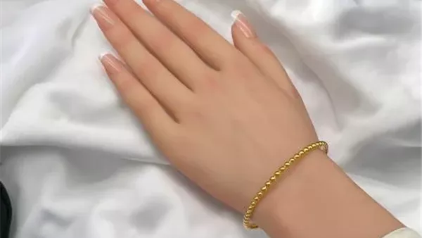 تفسير حلم لبس أسورة