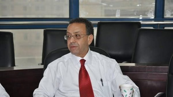 الإذاعي أحمد أبو