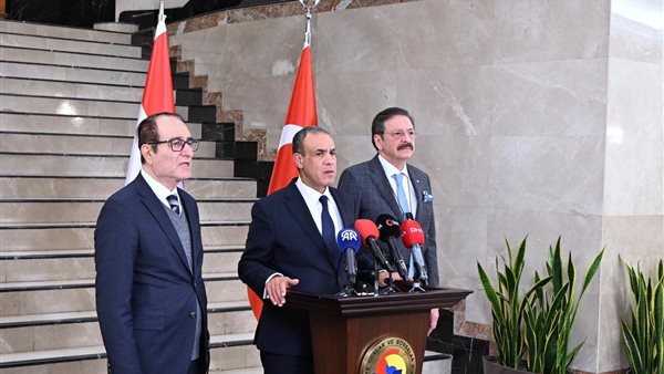 وزير الخارجية خلال