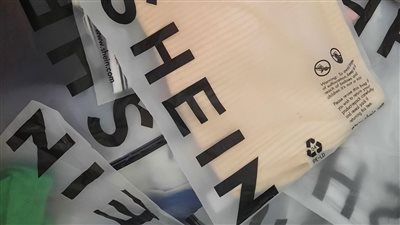 المفوضية الأوروبية تفتح تحقيقا ضد شركتي شي إن وتيمو لمخالفتهما قوانين الاتحاد الأوروبي 