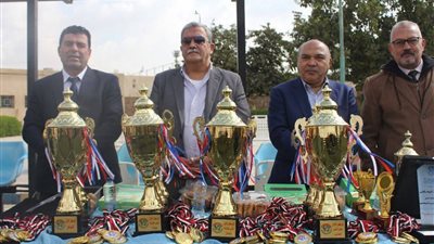 تتويج فريق وزارة الأوقاف لكرة القدم الخماسية ببطولة الجمهورية لدوري المصالح الحكومية