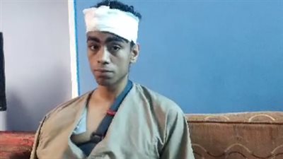 الشاب ضحية حادث سير المعادي: قائد السيارة دهسني أنا ووالدتي وحاول الهرب | بث مباشر 