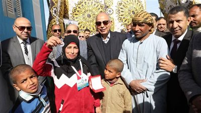 زغاريد واحتفالات.. تسليم 17 منزلًا بعد إعادة تأهيلها للأسر الأولى بالرعاية بحضور محافظ المنيا| صور وفيديو