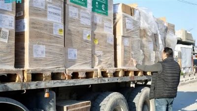 وصول 25 شاحنة إغاثية سعودية لدعم المستشفيات والمراكز الصحية في جنوب غزة