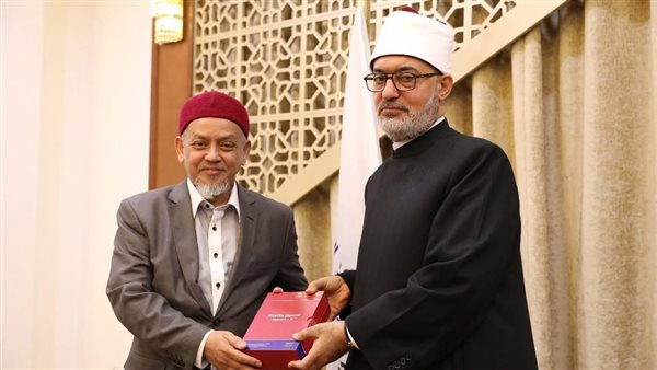 مفتي الجمهورية ونظيره