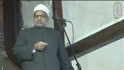 خطيب الجامع الأزهر: الظلمة يخونون العهود ولا يحترمون المواثيق.. والعزة والكرامة تحتاج إلى تعاون