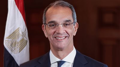  وزير الاتصالات يشارك بقمة العمل في مجال الذكاء الاصطناعي بباريس