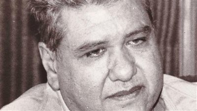 في ذكرى رحيل رجاء النقاش.. لماذا وصف العقاد بـ محامي العباقرة؟