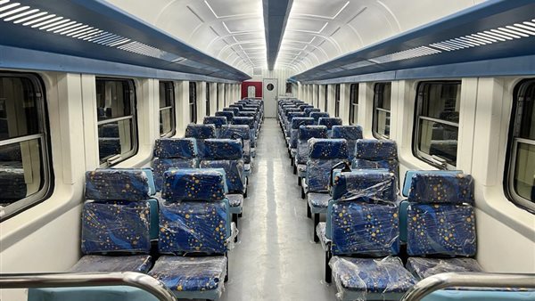 عربات قطار تحيا مصر