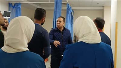 لعدم الانتظام والغياب.. إحالة 128 طبيبا وممرضا وصيدليا للتحقيق بسوهاج |بث مباشر 