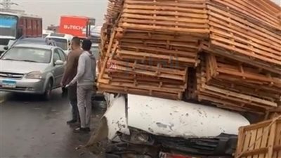 إصابة شخصين في حادث تصادم سيارتين بطريق مصر اسكندرية الزراعي بقليوب