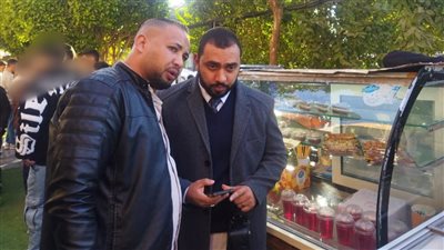 قبل طرحها بالأسواق.. ضبط 50 ألف عبوة و1000 كرتونة سناكس مجهولة المصدر بسوهاج