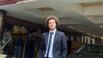 الطالب صاحب واقعة تبديل أوراقه بالثانوية: الحمد لله تخرجت من كلية الطب بامتياز