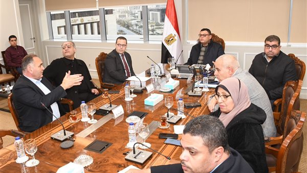 جانب من اجتماع وزير