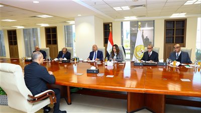 لليوم الثاني على التوالي.. وزيرة التنمية المحلية تجري المقابلات الشخصية للمتقدمين للوظائف القيادية