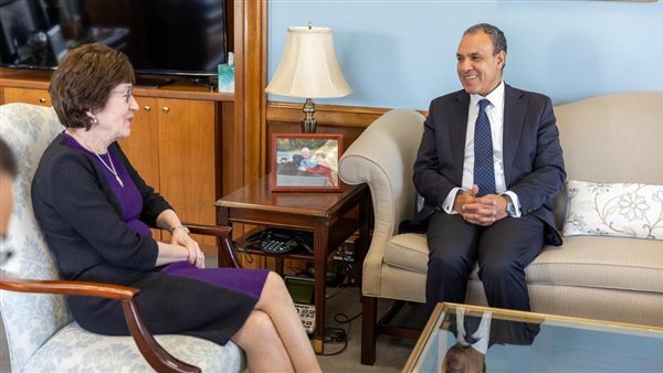 وزير الخارجية والهجرة