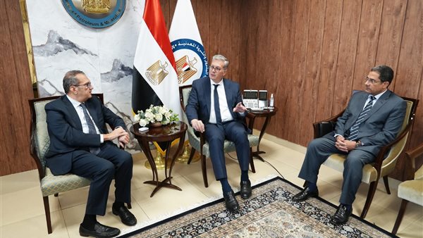 خلال اللقاء