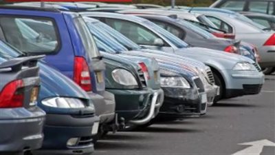  بسبب انخفاض درجة الحرارة.. تجمد طفلين داخل شاحنة في موقف سيارات بـ بريطانيا