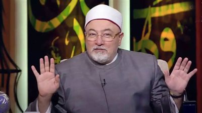  خالد الجندي يحذر من فعل يقع فيه كثير من الناس خلال الصلاة