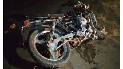 بسبب سباق دراجات نارية.. مصرع شقيقين وإصابة آخر في حادث بالدقهلية 