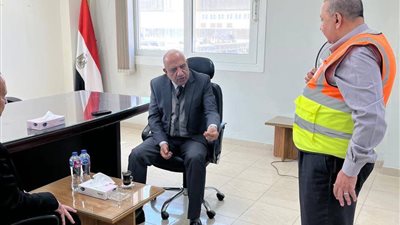 استعدادًا لافتتاحها.. وزير الكهرباء يتفقد محطة جنوب حلوان البخارية 