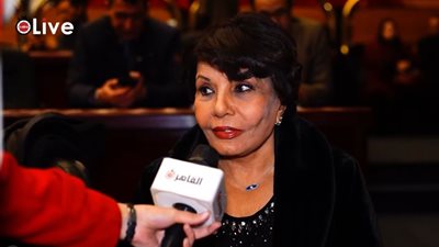 فردوس عبد الحميد: الفنانون الأحياء من حقهم يتكرموا.. والممثل لا بد أن يحترم عقلية المُشاهد