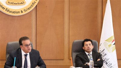 وزير الشباب يقترح تسويق مشروع الجينوم المصري لتوفير السيولة المالية