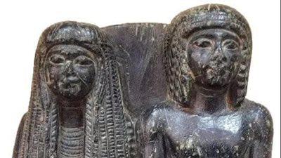 متحف آثار كوم أوشيم يعرض قطعة أثرية نادرة احتفالًا بعيد الحب