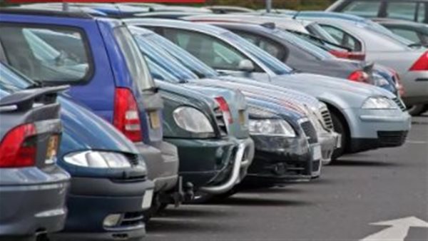 تجمد طفليين بـ شاحنة