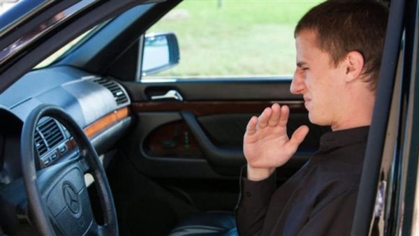 رائحة البنزين