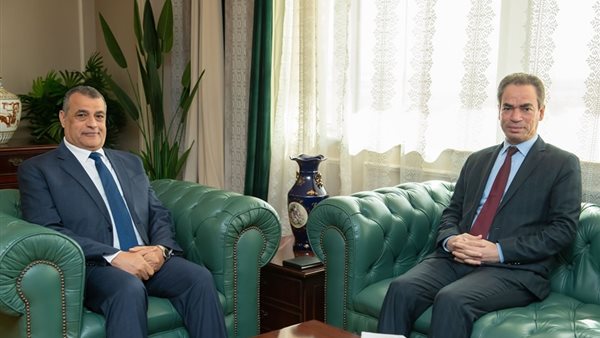 وزير الإنتاج الحربي