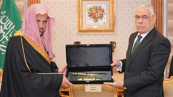 النائب العام يستقبل