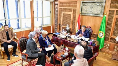 محافظ الدقهلية يستقبل وفد الاتحاد الأوروبي لمتابعة أداء مشروع تحسين نوعية المياه بمصرف كيتشنر