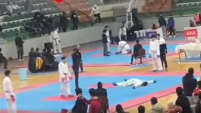 والد يوسف لاعب الكاراتيه بعد توقف عضلة قلبه: بتفرج على ابني ومش قادر أعمله حاجة.. وبناشد نقله مستشفى متخصصة