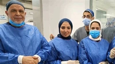 فريق مستشفى الزهراء بجامعة الأزهر ينجح في إجراء عملية تكميم لمريض يزن 275 كيلو جراما